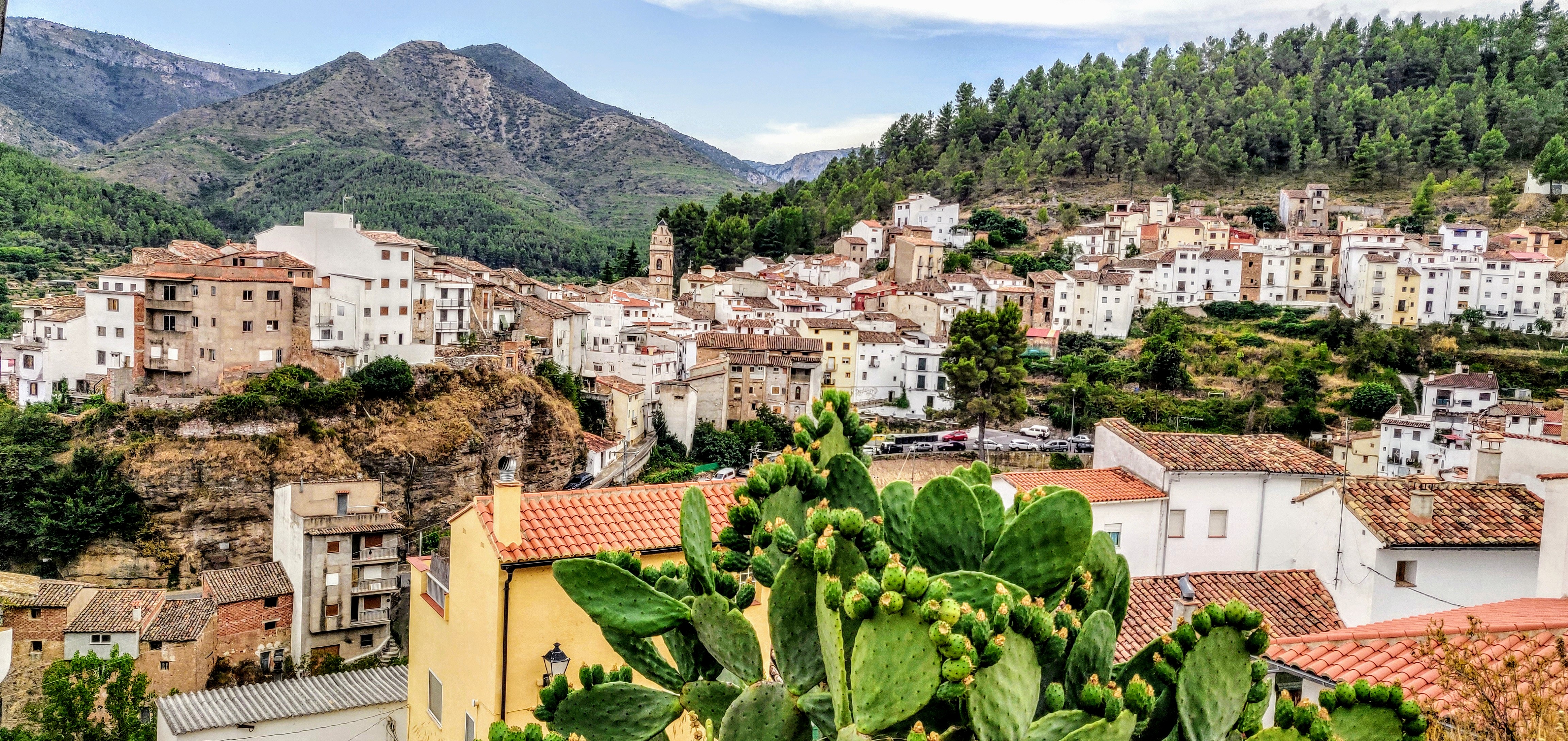 Paisaje montañoso de Montán, Castellón - Terrenos urbanizados en venta